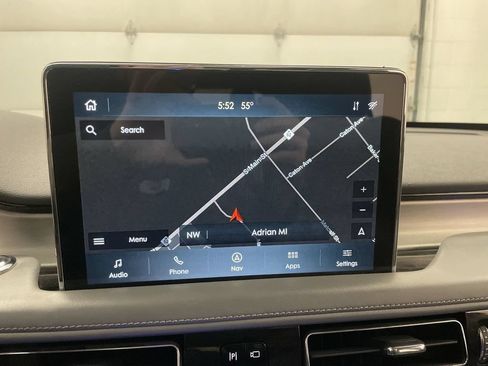 Used 2020 Lincoln Aviator Reserve w/ Equipment Group 202A AWD/4WD image 8