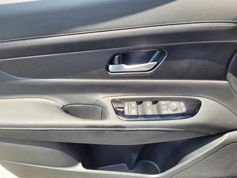 New 2025 Nissan Murano SV image 24