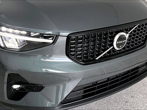New 2026 Volvo XC40 B5 Plus w/ Climate Package AWD/4WD image 34