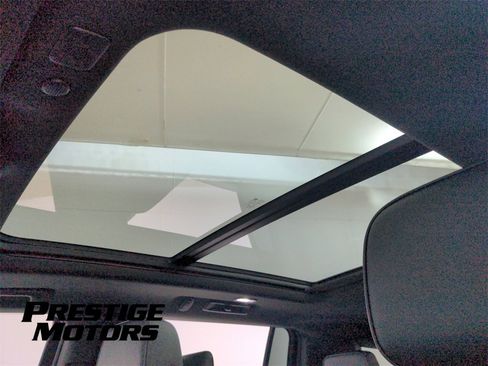 Used 2021 GMC Yukon XL Denali w/ Denali Ultimate Package image 27