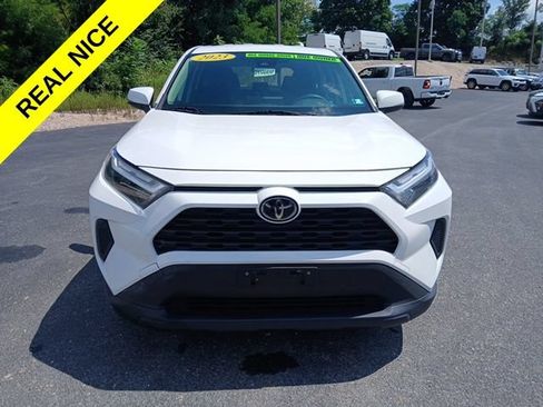 Used 2023 Toyota RAV4 LE AWD/4WD image 8