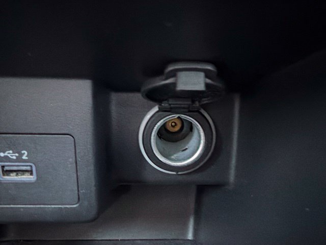 Used 2023 Nissan Kicks SR FWD image 28