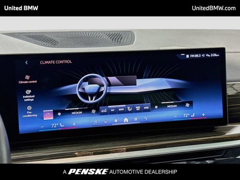 Used 2024 BMW X5 sDrive40i w/ M Sport Package RWD image 18