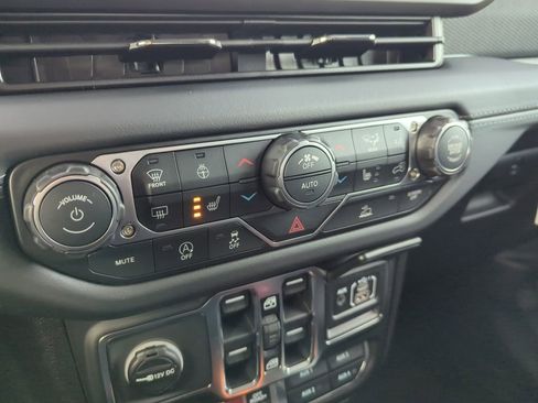 New 2026 Jeep Gladiator Rubicon image 17