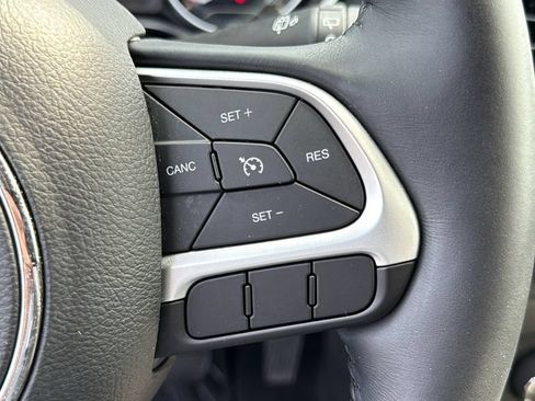 Used 2017 Jeep Compass Sport w/ Cold Weather Group AWD/4WD image 13