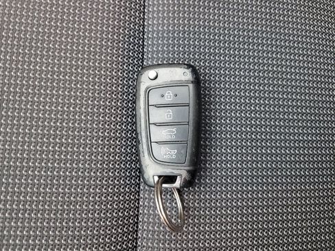 Used 2021 Hyundai Accent SE image 32