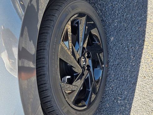New 2026 Hyundai Elantra Sport FWD image 16
