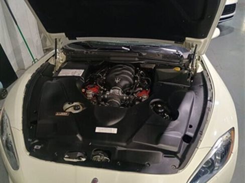 Used 2019 Maserati GranTurismo Sport image 8