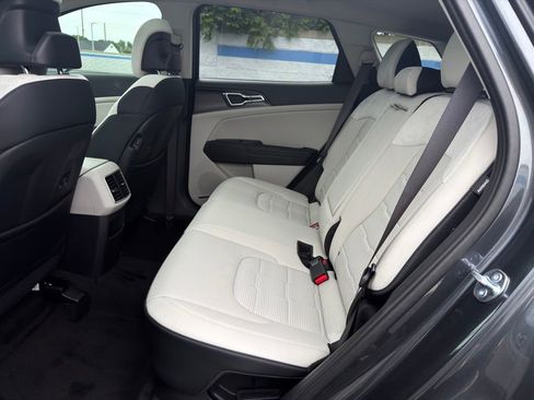 Used 2026 Kia Sportage SX Prestige AWD/4WD image 19