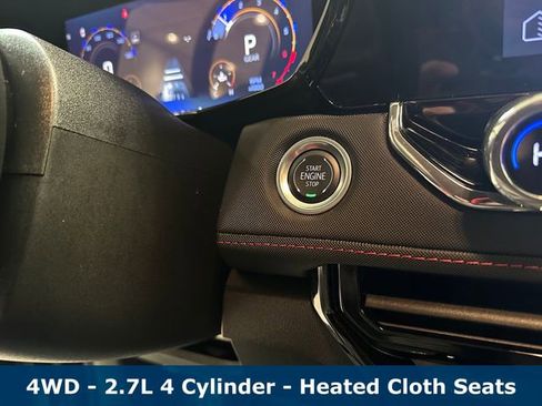 Used 2024 Chevrolet Colorado Z71 image 14