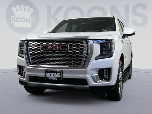 Used 2022 GMC Yukon Denali image 1