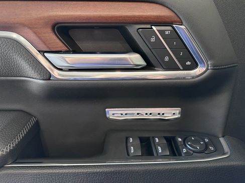 Used 2023 GMC Sierra 1500 Denali image 26