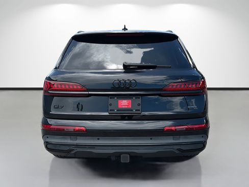 Used 2023 Audi Q7 3.0T Premium Plus w/ Premium Plus Package AWD/4WD image 4