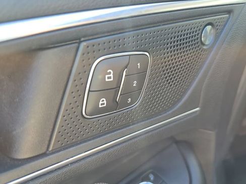 Used 2021 Ford Edge Titanium AWD/4WD image 14
