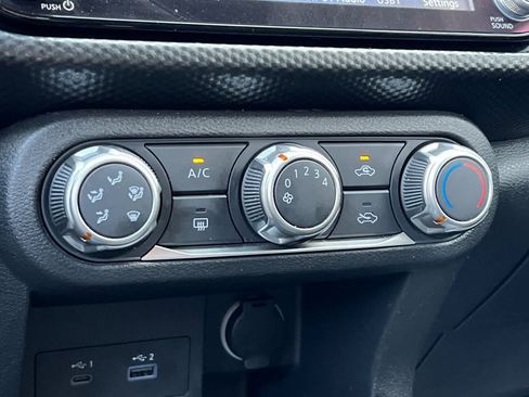 Used 2023 Nissan Kicks SV FWD image 24