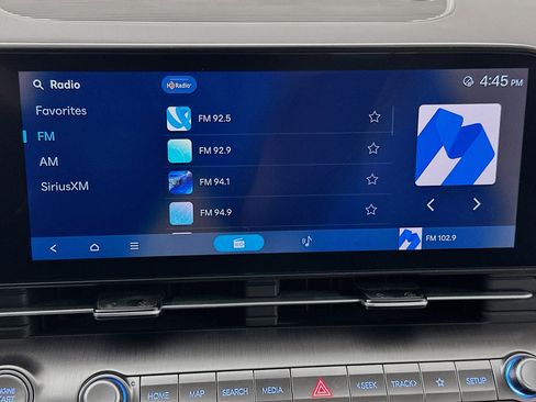 Used 2025 Hyundai Kona SEL image 21