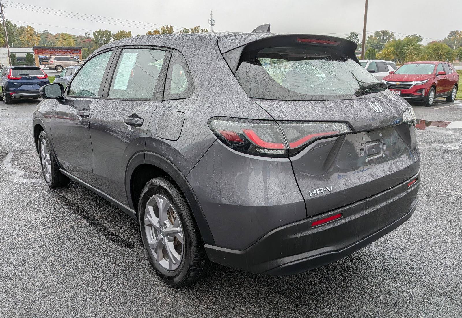 Used 2024 Honda HR-V LX image 8