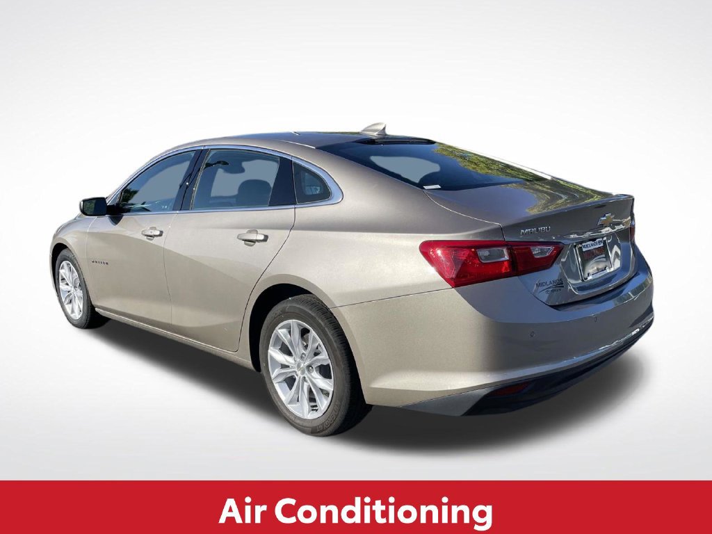Used 2025 Chevrolet Malibu LT FWD image 5