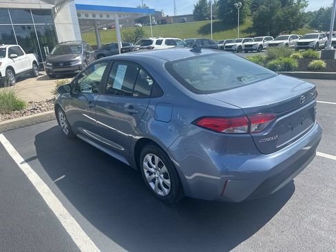 Used 2024 Toyota Corolla LE FWD image 3