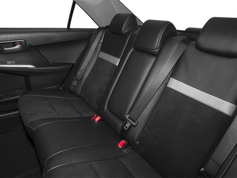 Used 2013 Toyota Camry SE w/ Convenience Pkg image 14