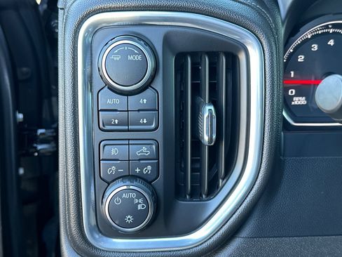 Used 2022 Chevrolet Silverado 1500 RST image 35