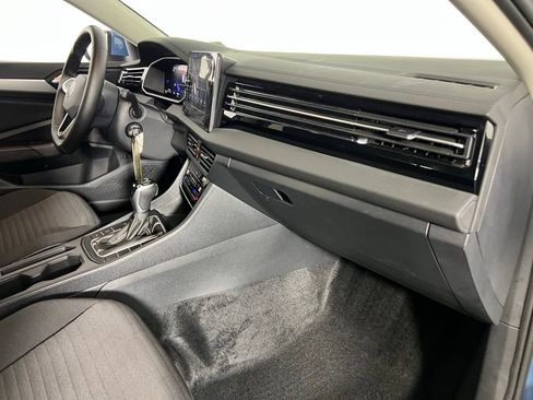 Used 2025 Volkswagen Jetta S image 29