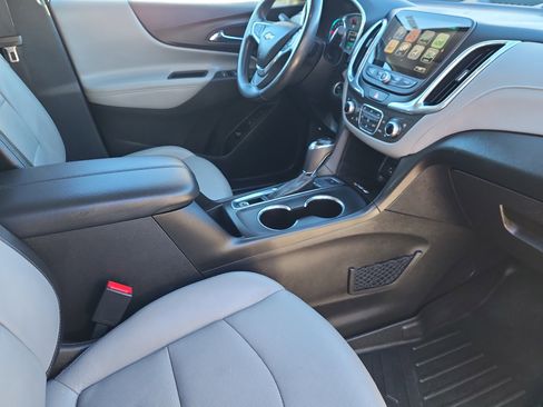 Used 2018 Chevrolet Equinox Premier image 14
