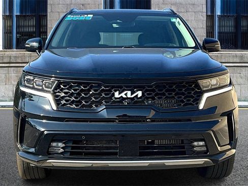 Used 2023 Kia Sorento SX image 3