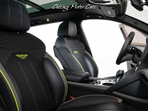 Used 2023 Bentley Bentayga Extended Wheelbase image 38