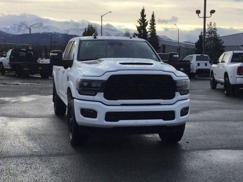 Certified 2024 RAM 2500 Limited image 3