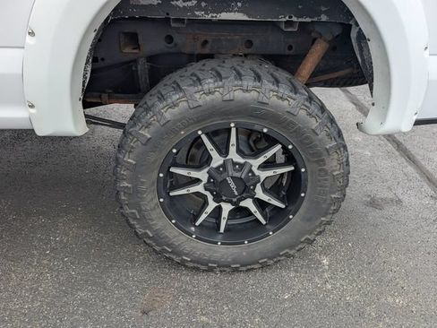 Used 2016 Ford F150 XLT AWD/4WD image 19