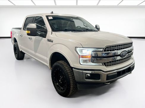 Used 2020 Ford F150 Lariat w/ Equipment Group 502A Luxury AWD/4WD image 3
