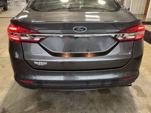 Used 2018 Ford Fusion S FWD image 9
