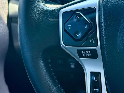 Used 2020 Toyota Tundra Platinum image 21