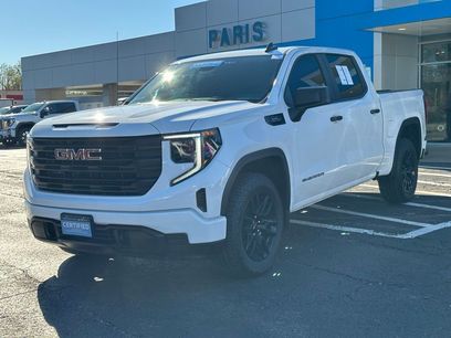 Certified 2025 GMC Sierra 1500 Pro w/ Graphite Edition
