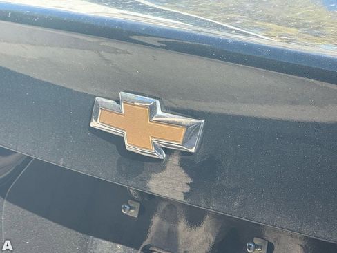 Used 2020 Chevrolet Malibu LT image 12