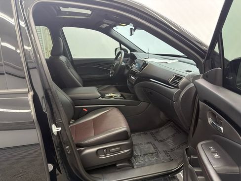 Used 2024 Honda Ridgeline Black Edition image 15