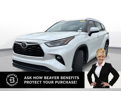 Used 2023 Toyota Highlander XLE