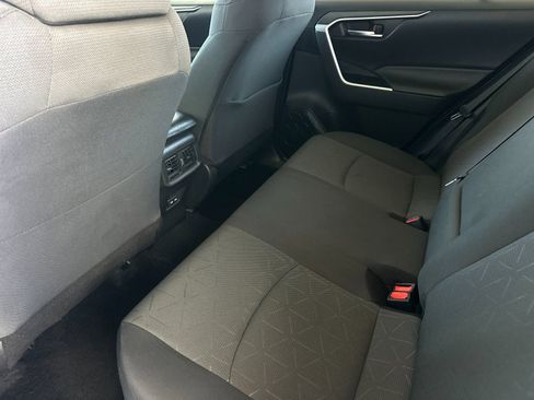 Used 2024 Toyota RAV4 XLE AWD/4WD image 11