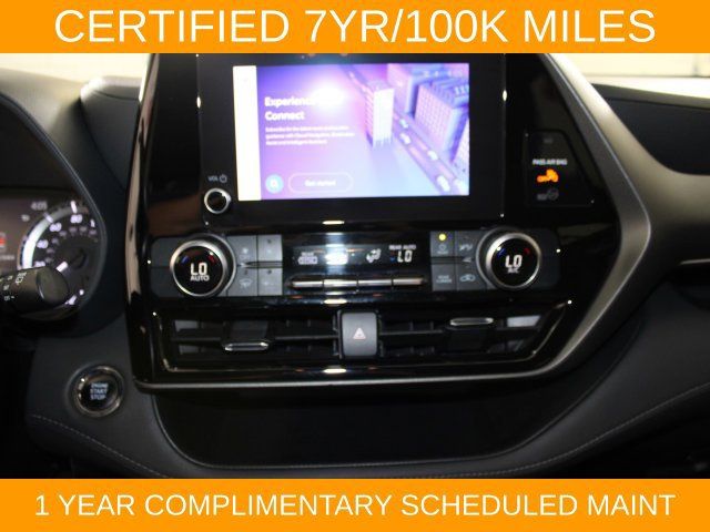 Used 2023 Toyota Highlander L AWD/4WD image 24