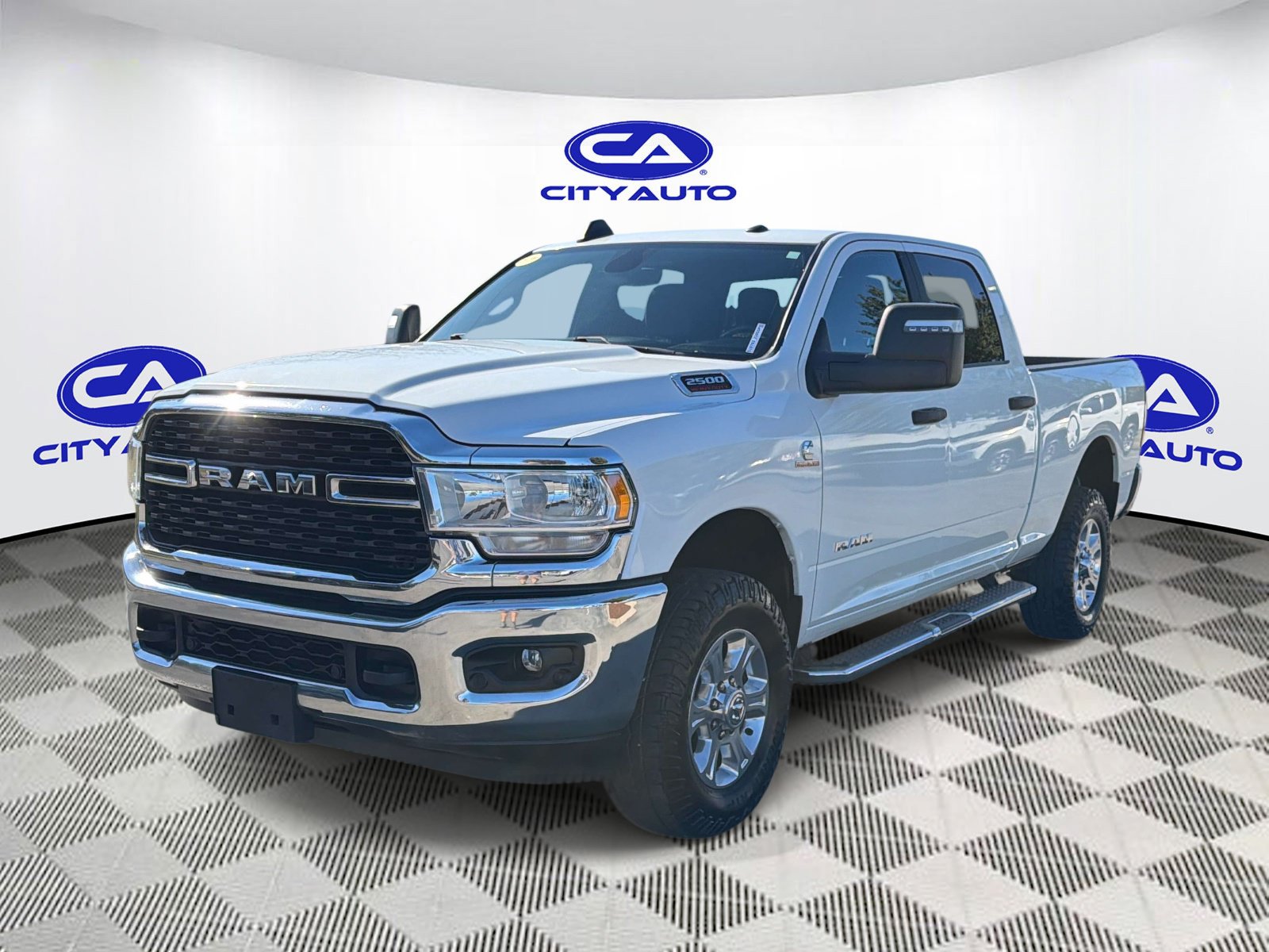 Used 2024 RAM 2500 Big Horn w/ Off Road Package AWD/4WD image 8
