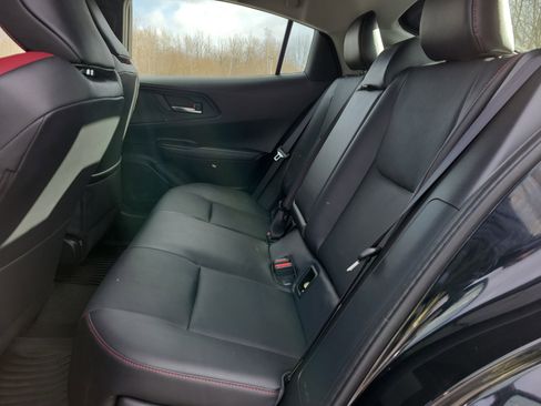 Used 2024 Toyota Prius Prime SE image 16