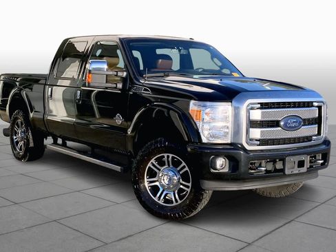 Used 2015 Ford F250 Platinum w/ FX4 Off-Road Package image 2