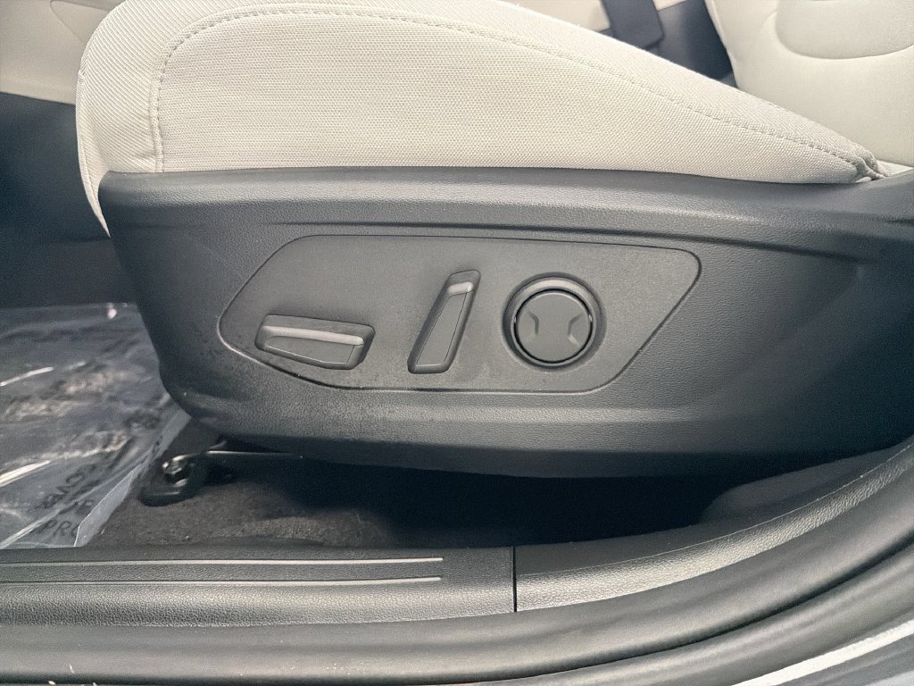 Used 2026 Hyundai Tucson SEL Plus FWD image 21