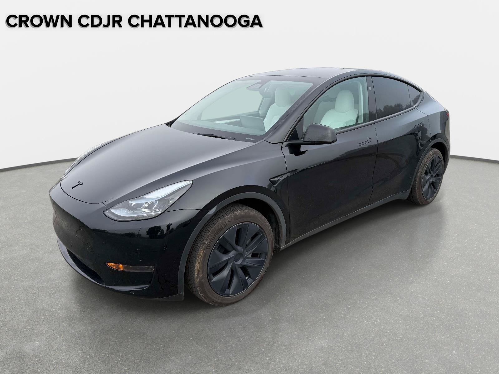 Used 2024 Tesla Model Y Long Range RWD image 1