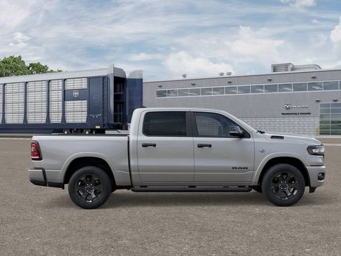 New 2026 RAM 1500 4x4 Crew Cab image 21