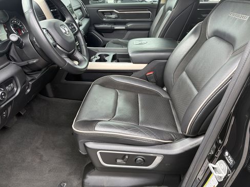 Used 2021 RAM 1500 Laramie AWD/4WD image 11