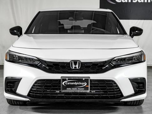 Used 2023 Honda Civic Sport image 3