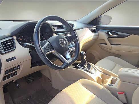 Used 2018 Nissan Rogue SV image 27
