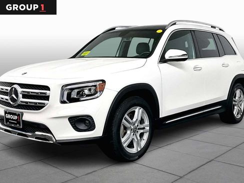 Used 2023 Mercedes-Benz GLB 250 4MATIC image 1